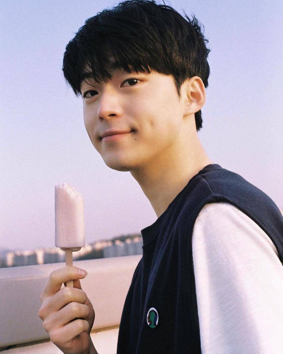 instagram.com/______kangman