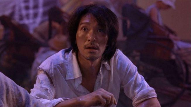 Bangkrut Terlilit Utang, Stephen Chow Gadai Rumah Mewah di Hong Kong
