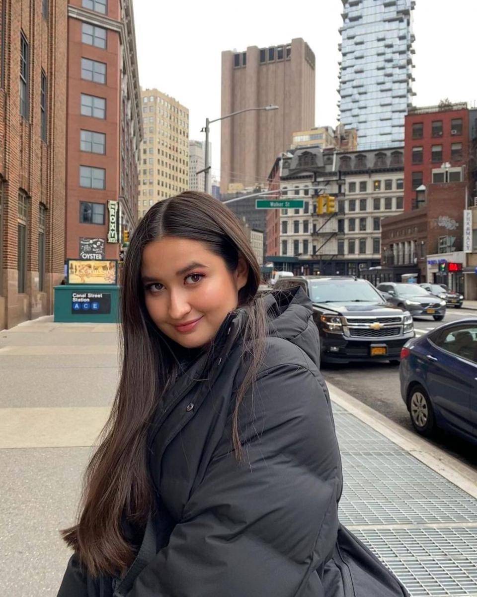 Instagram.com/stephanipoetri