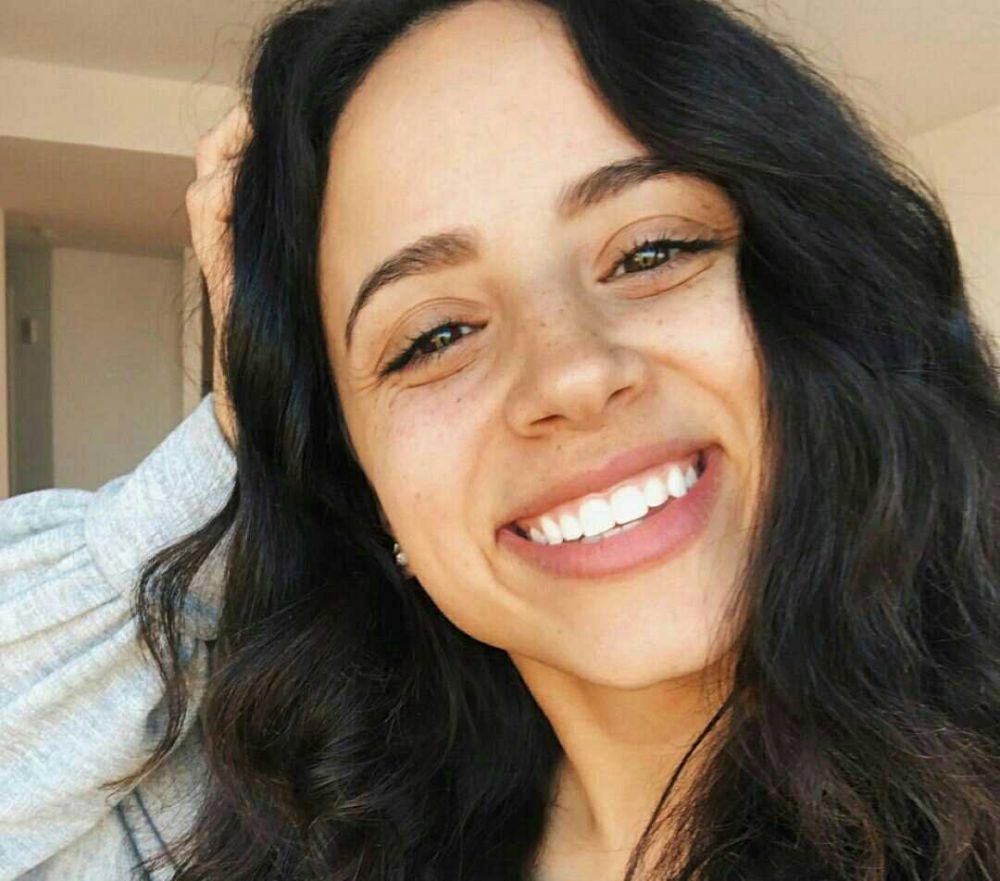9 Potret Kiana Madeira, Aktris yang Berperan dalam Serial 'Trinkets'