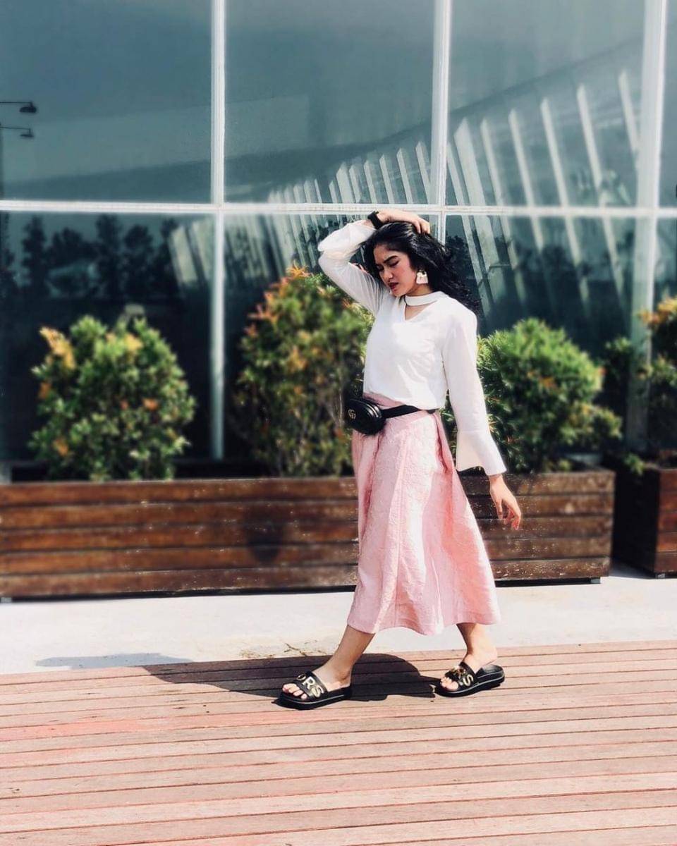 instagram.com/ochi24