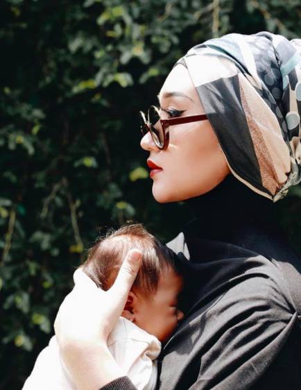instagram.com/dianpelangi
