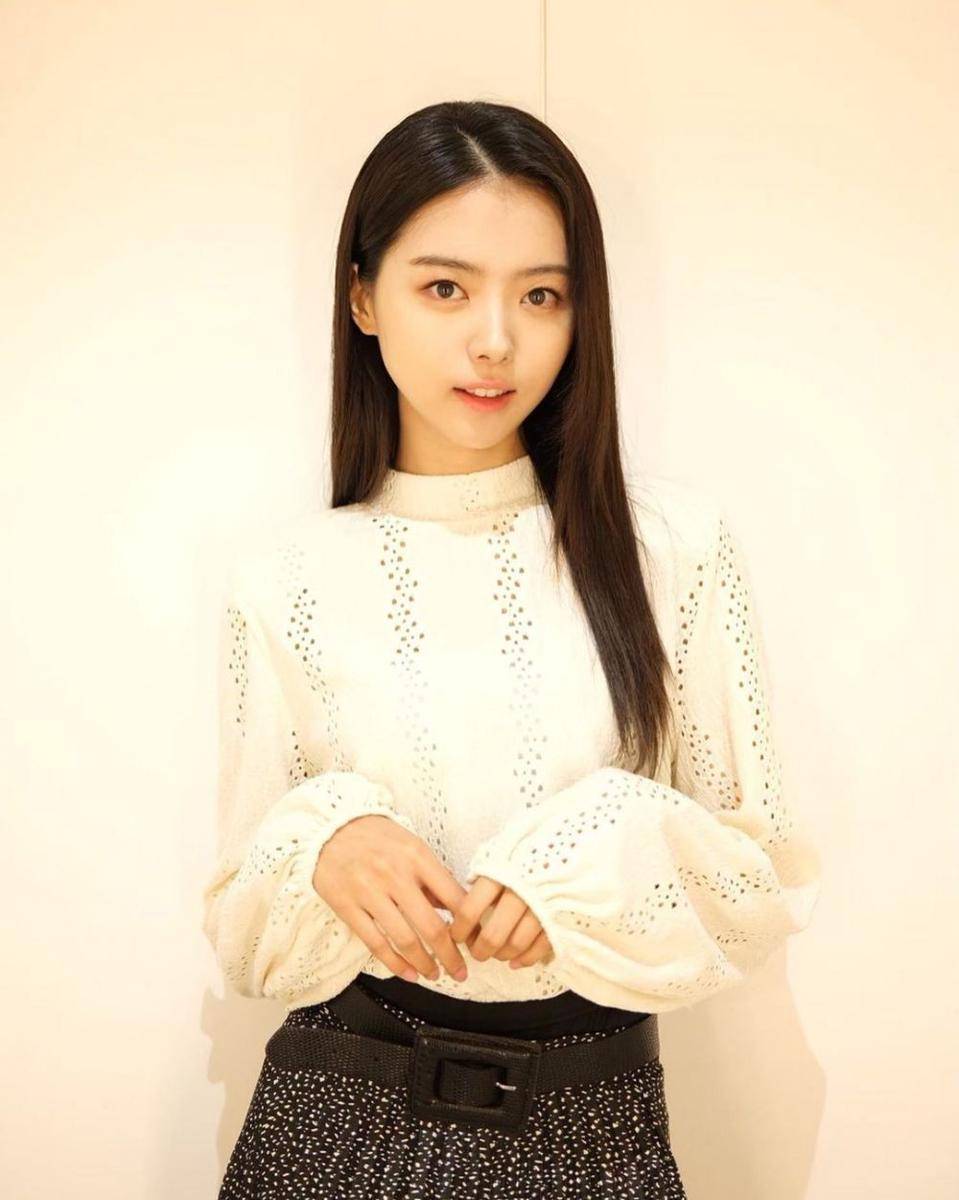 Lim Nayoung (instagram.com/nayoung_lim95)