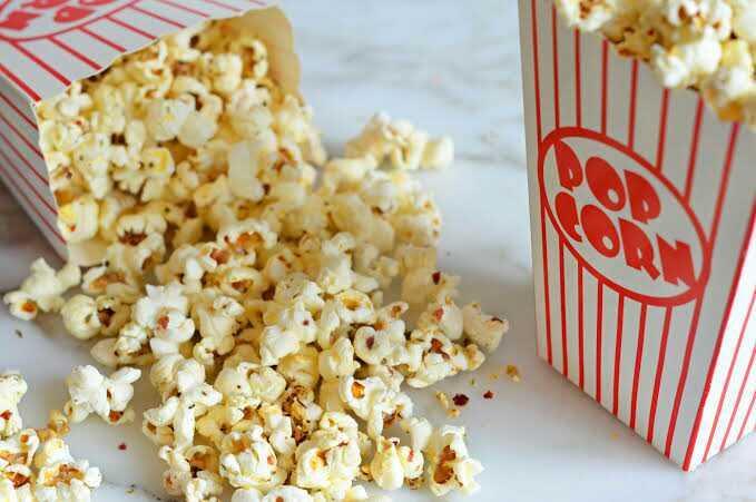 5 Tips Membuat Popcorn Sendiri di Rumah, Renyah dan Anti Gagal!