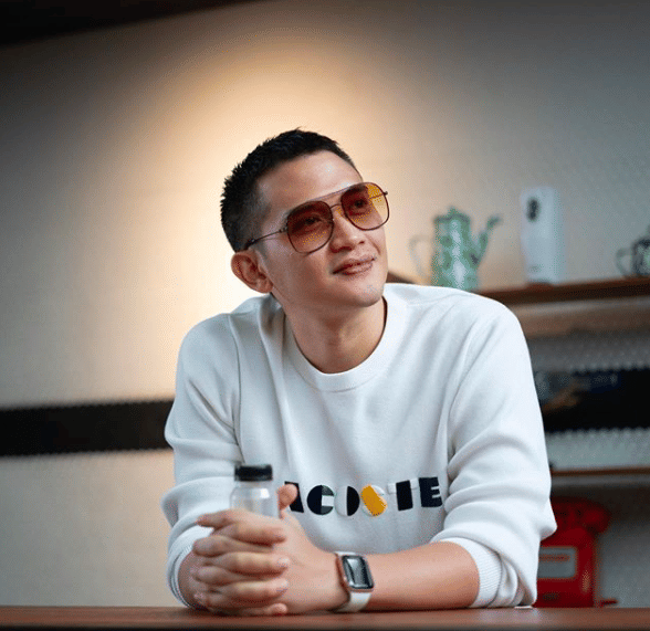 instagram.com/thereal_rezkyadhitya