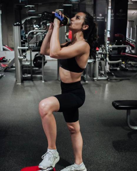 instagram.com/pevpearce