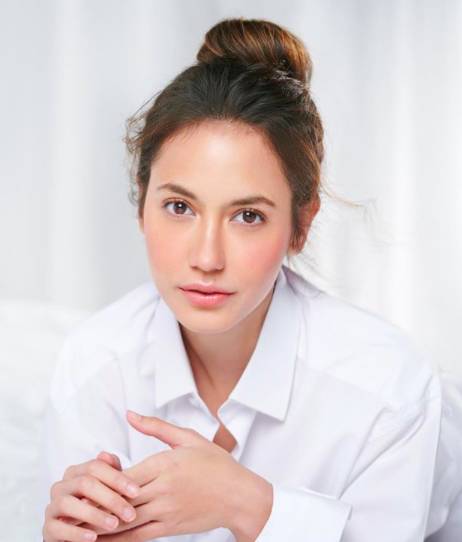 instagram.com/pevpearce