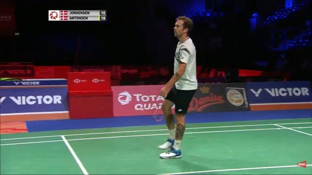 9 Potret Haru Melepas Jan O Jorgensen di Denmark Open 2020