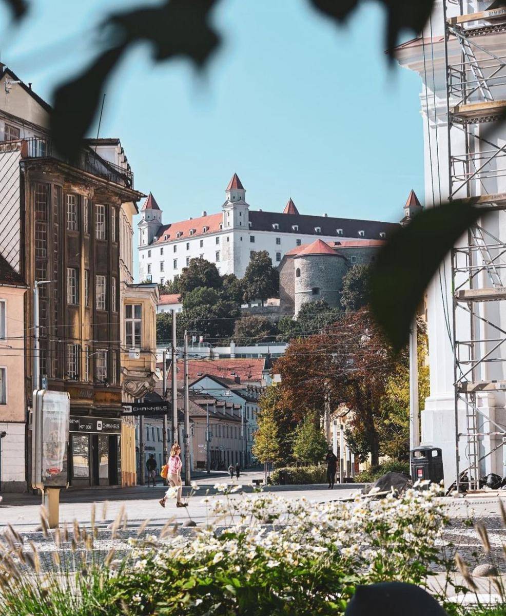 Instagram.com/bratislava_