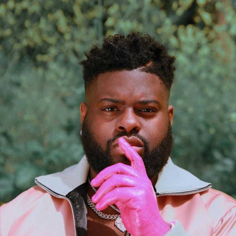 Instagram.com/pinksweats