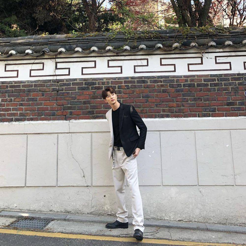 instagram.com/byeonwooseok