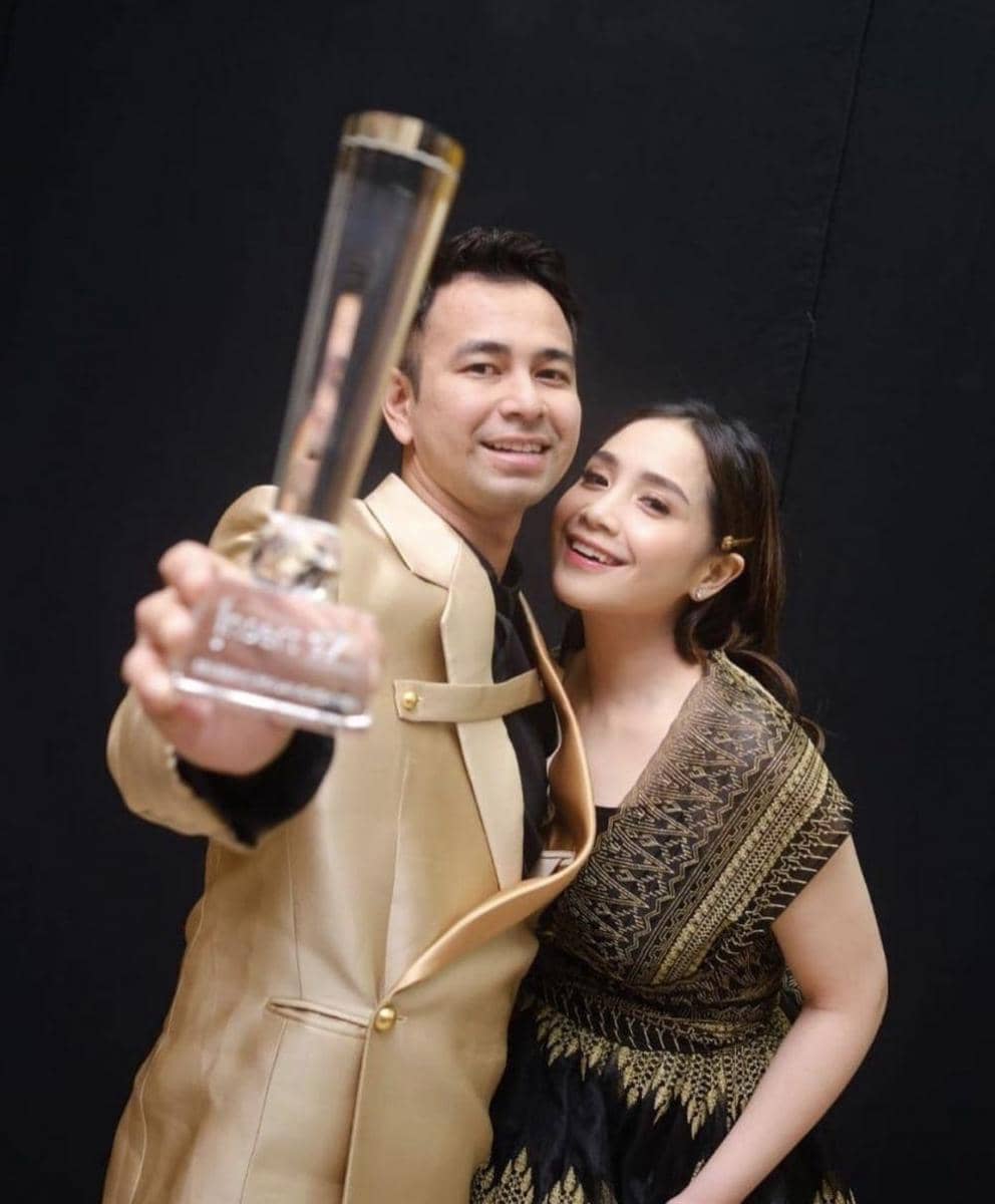 instagram.com/raffinagita1717