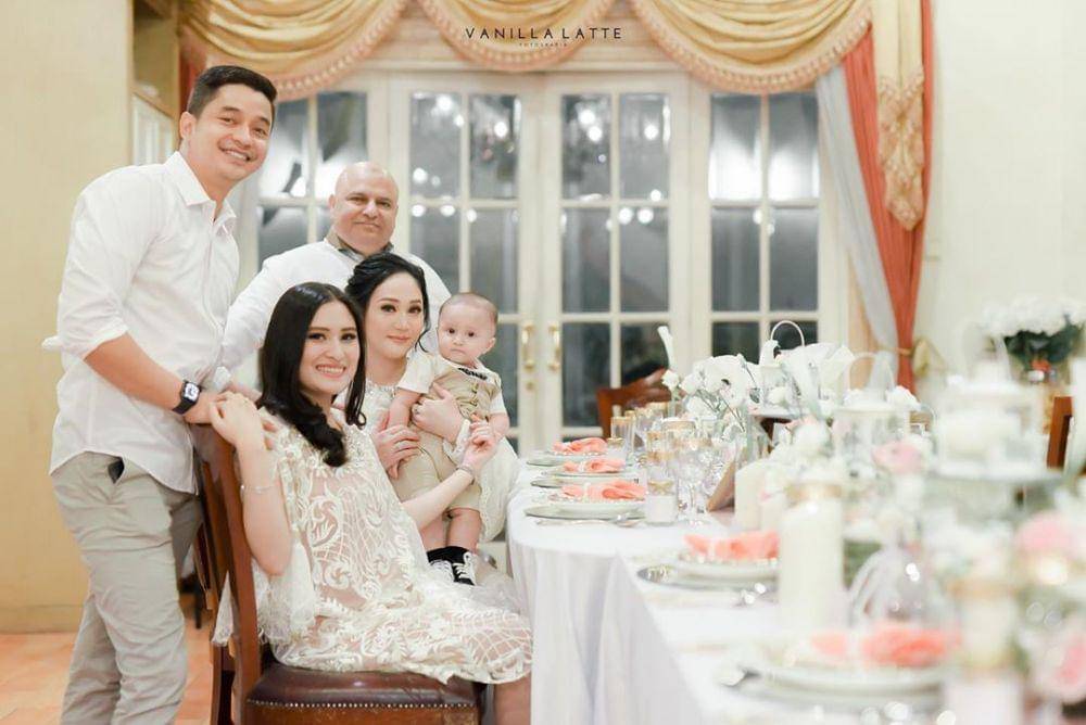 instagram.com/angbeenrishi