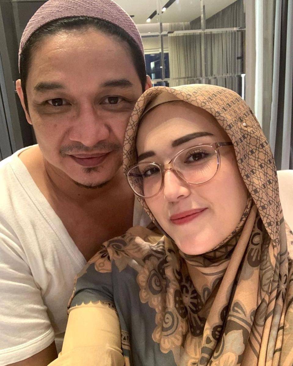 instagram.com/adeliapasha