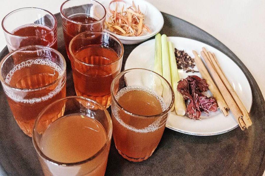 [QUIZ] Kami Tahu Minuman Tradisional Favorit Berdasarkan Karaktermu!