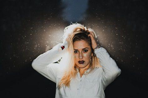 Dianggap mengintimidasi, ini 5 zodiak yang ternyata paling ditaku