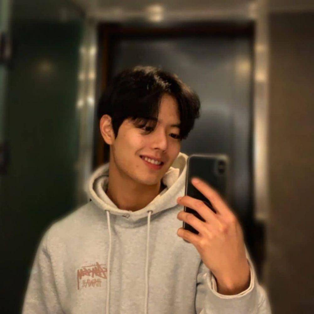 instagram.com/woojinnie_96