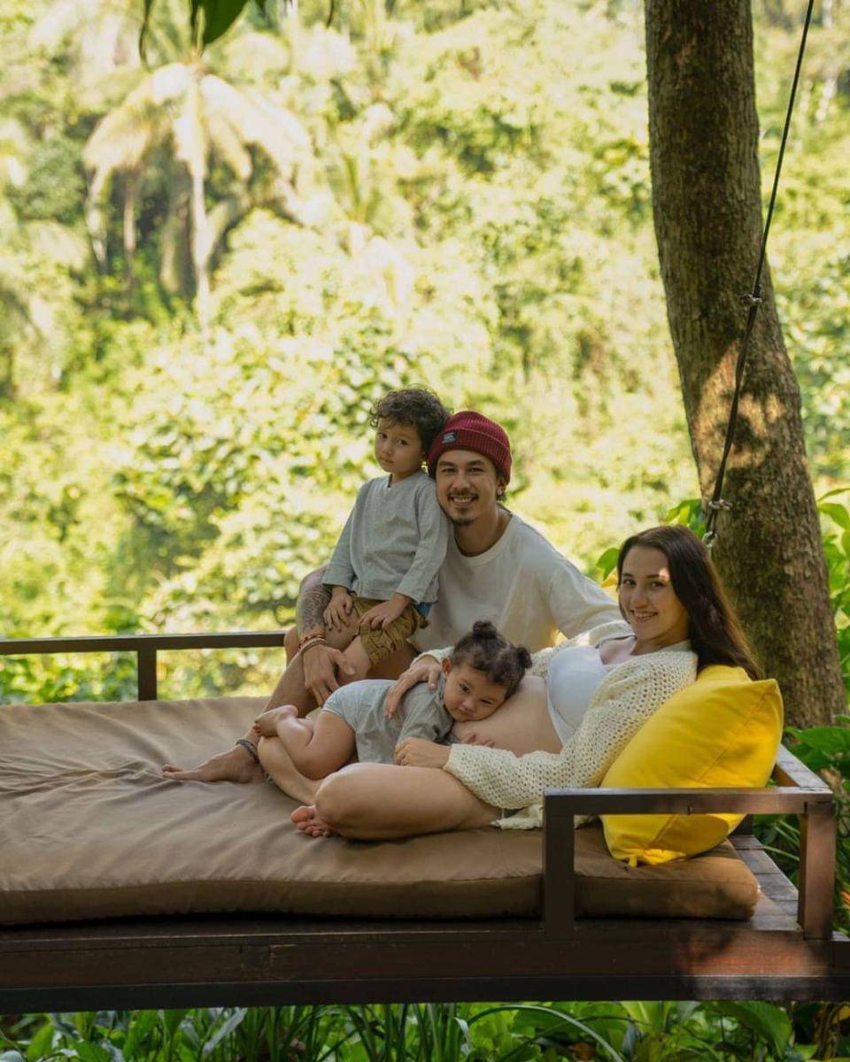 Instagram.com/dahliachr