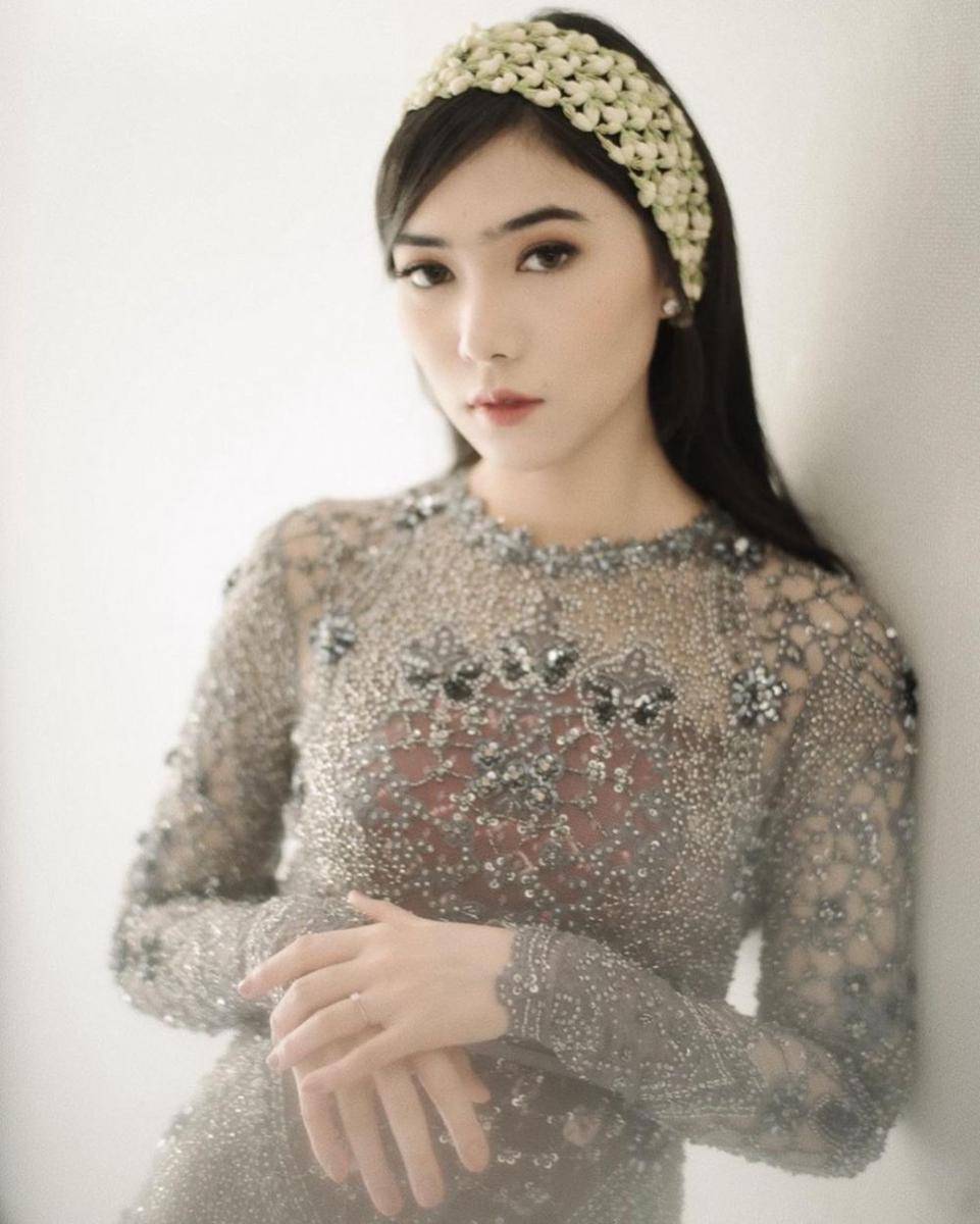 instagram.com/isyanasarasvati