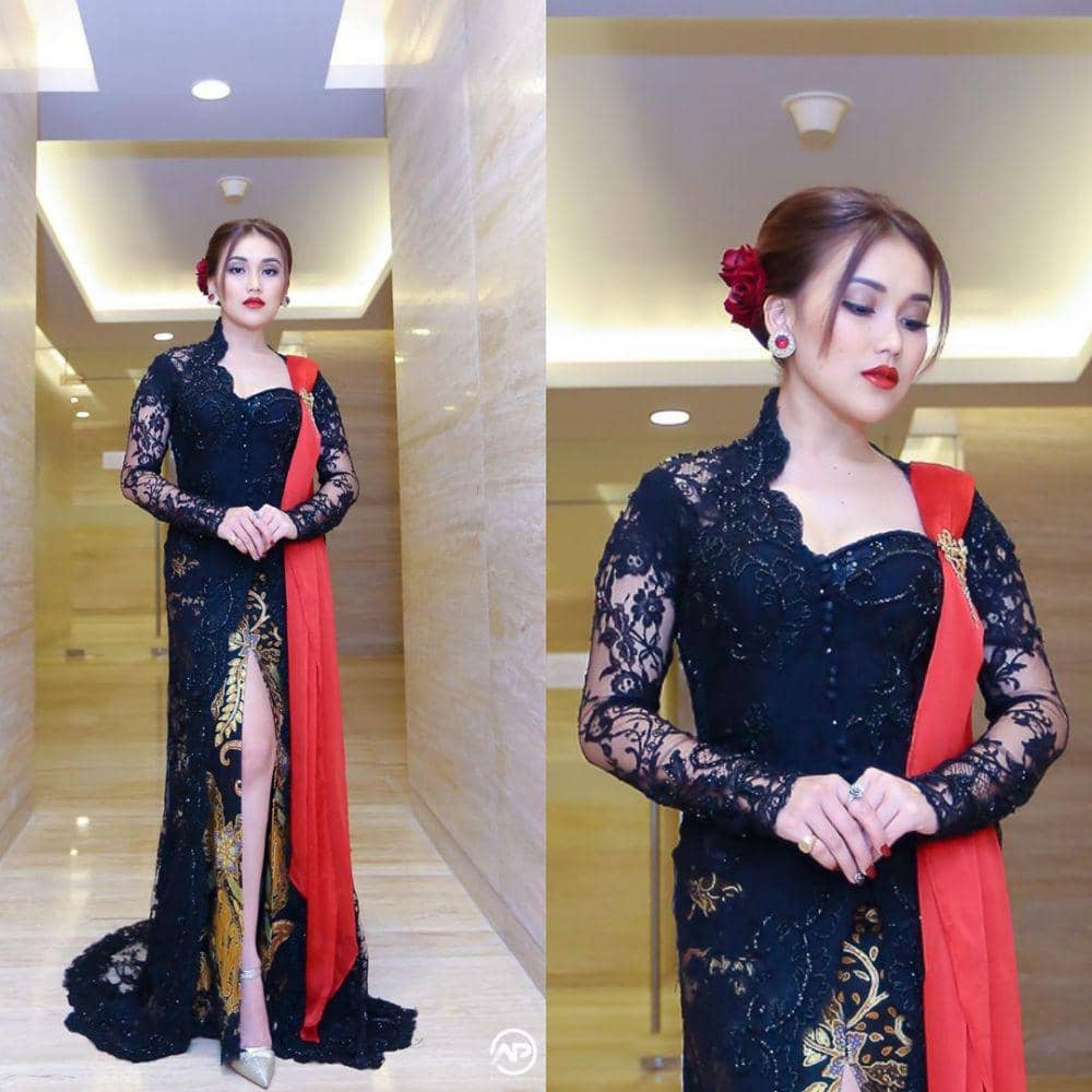 instagram.com/ayutingting92