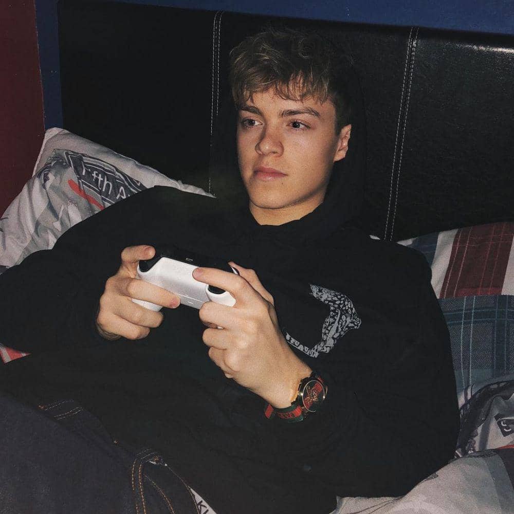 instagram.com/newhopereece