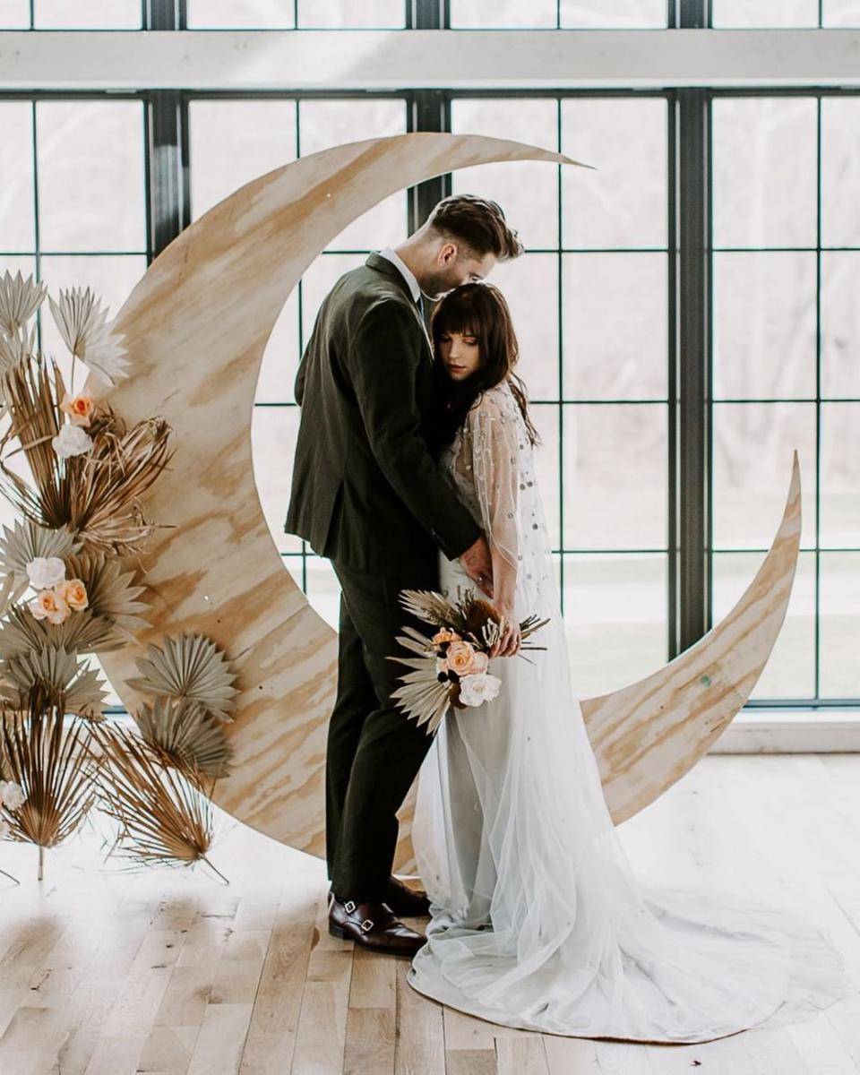 instagram.com/junebugweddings