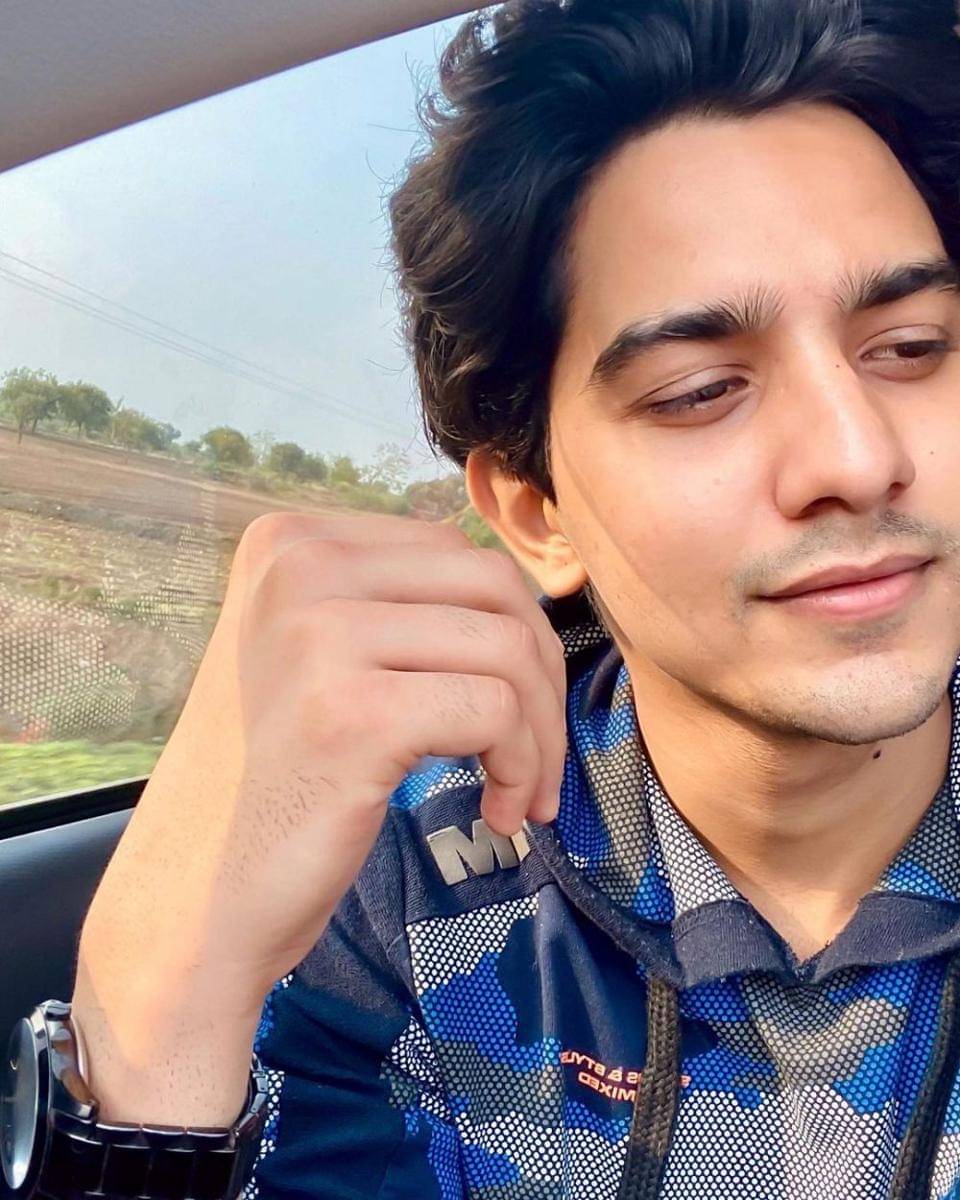 Instagram.com/therohitchandel