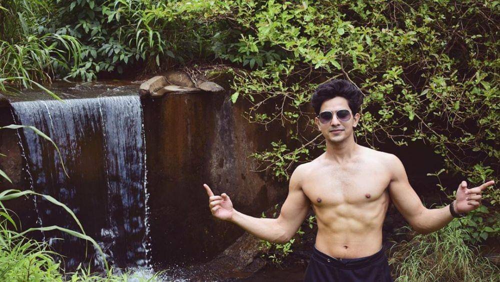 Instagram.com/therohitchandel