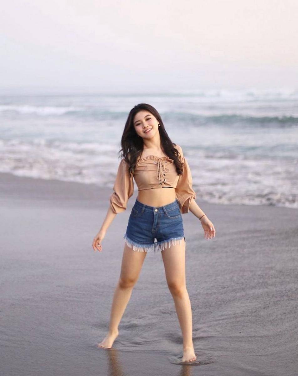 Instagram.com/amarissaflorencia