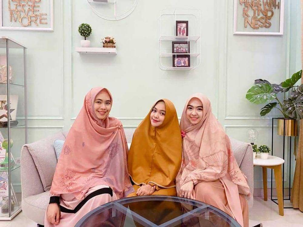 instagram.com/yunifahlismawati