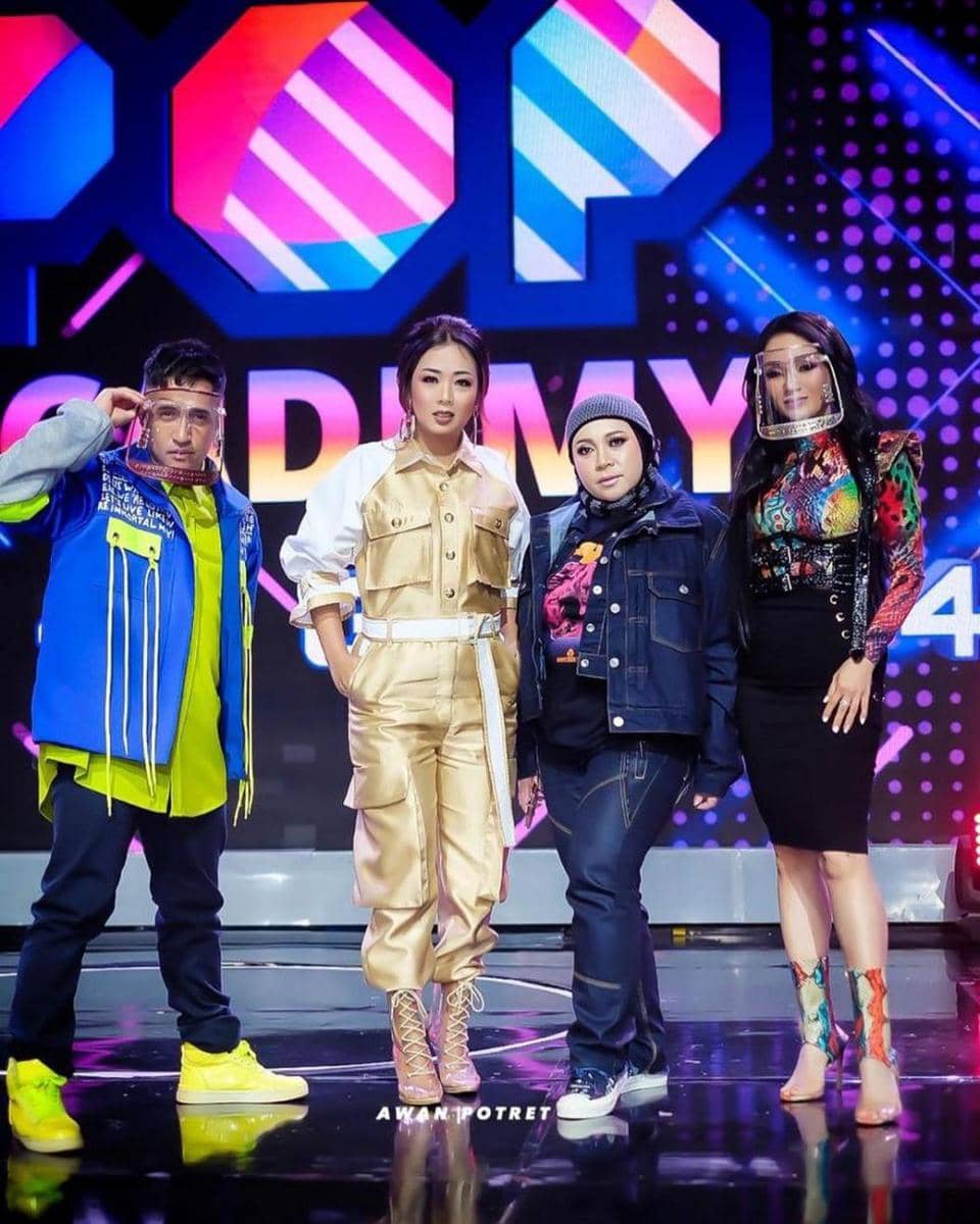 Awan Potret via Instagram.com/showimah