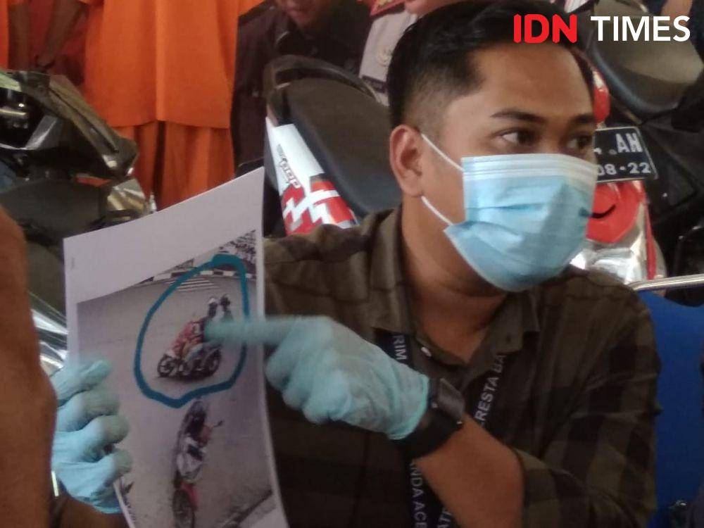 Penangkapan komplotan pencuri sepeda motor di Banda Aceh (IDN Times/Saifullah)