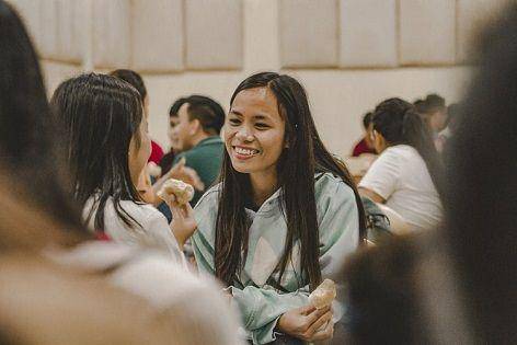 Ilustrasi mengobrol dengan teman. (Unsplash.com/jhude_baguio)