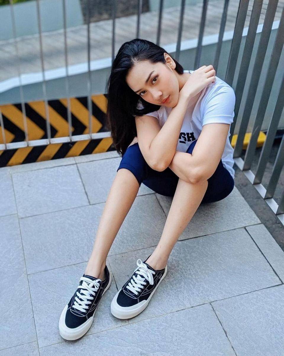 instagram.com/anyageraldine