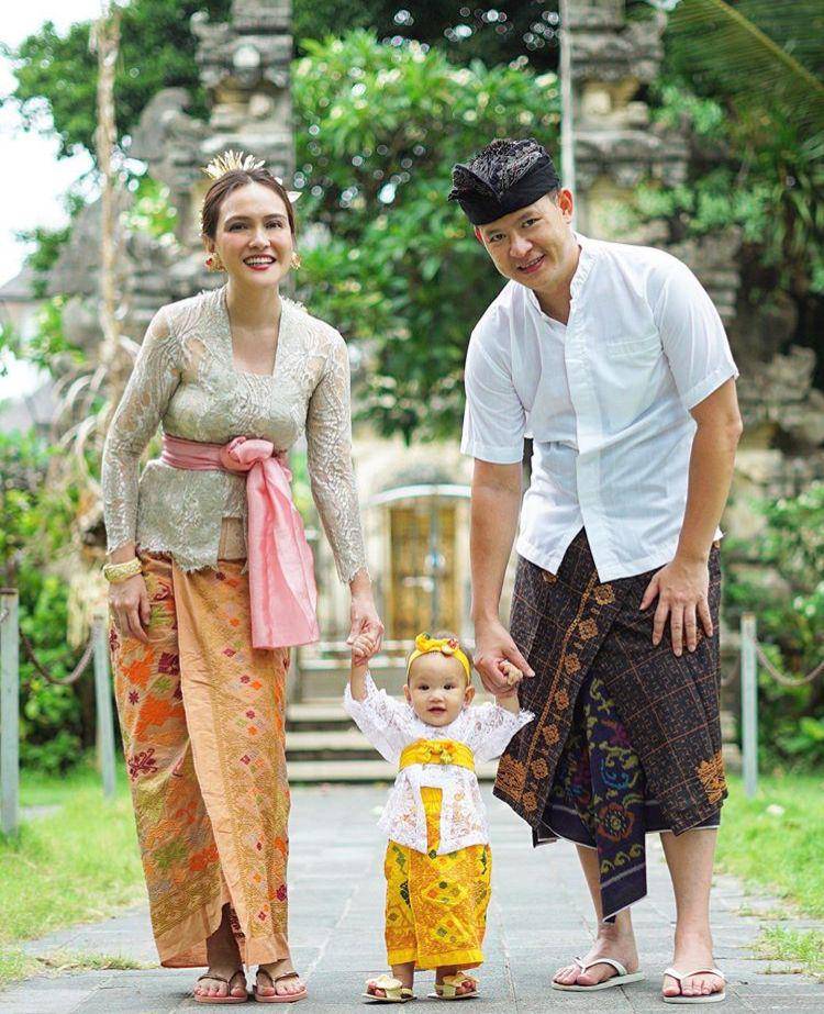 Instagram.com/shandyaulia/