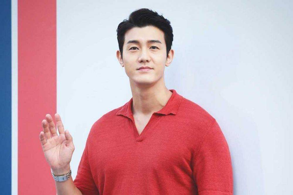Genap 39 Tahun, 9 Potret Manis Lee Ki Woo yang Bikin Berdebar