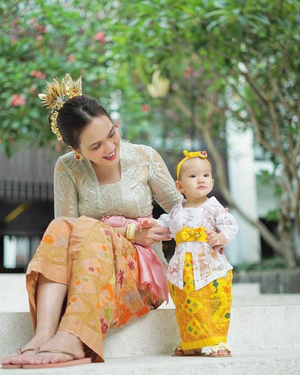 instagram.com/shandyaulia