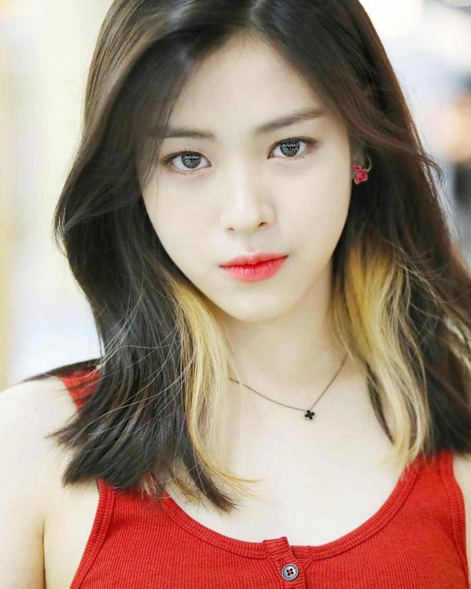 instagram.com/itzy__ryujin