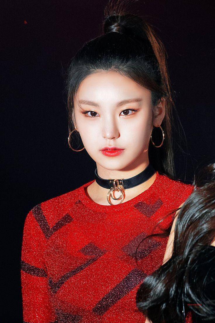 twitter.com/lunayeji