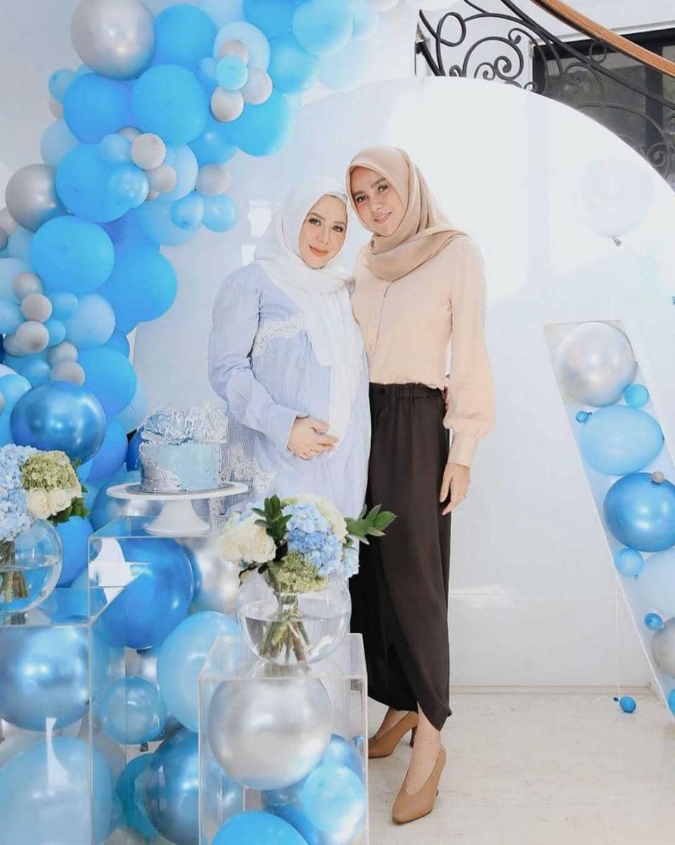 instagram/ollaramlanaufar