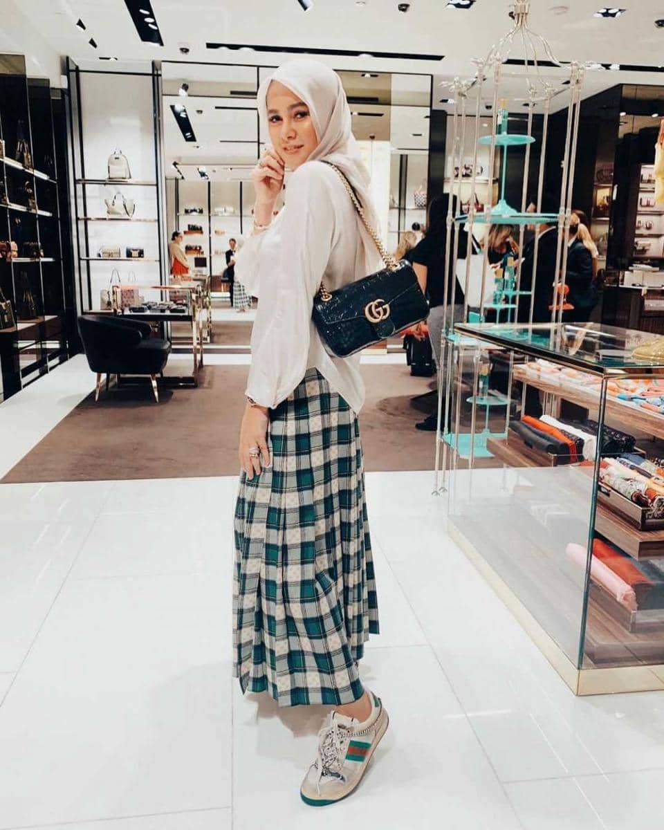 instagram/ollaramlanaufar