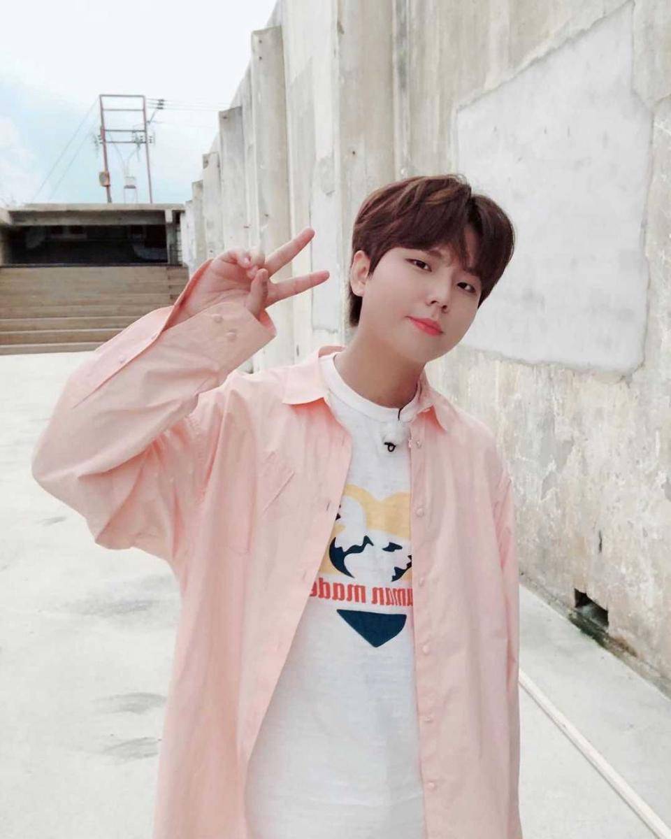 instagram.com/meet_the_seung
