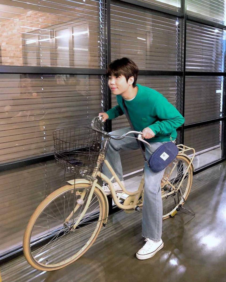 instagram.com/meet_the_seung