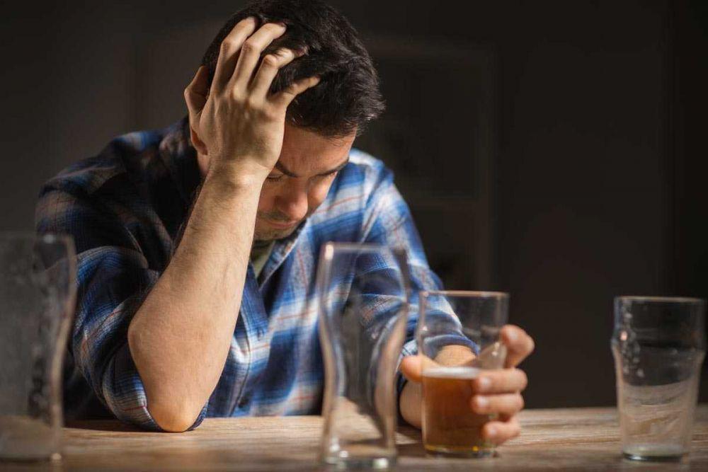 Hati-hati, 5 Penyakit Kronis Ini Rentan Menyerang Pecandu Alkohol