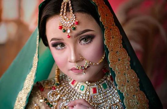 10 Pemotretan Terbaru Tasya Rosmala Bergaya Bollywood, Bikin Pangling!
