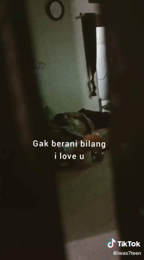 tiktok.com/@iwas7teen