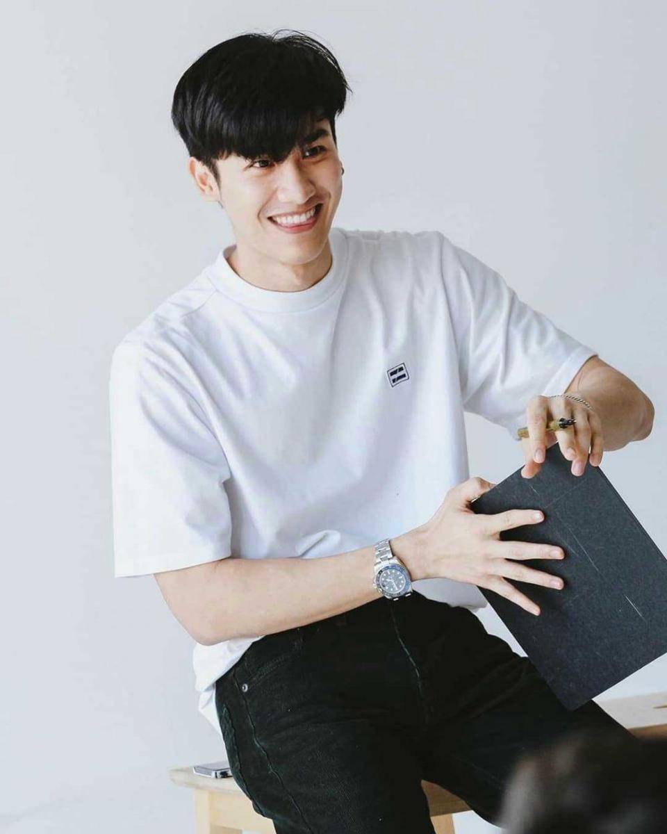 instagram.com/tawan_v