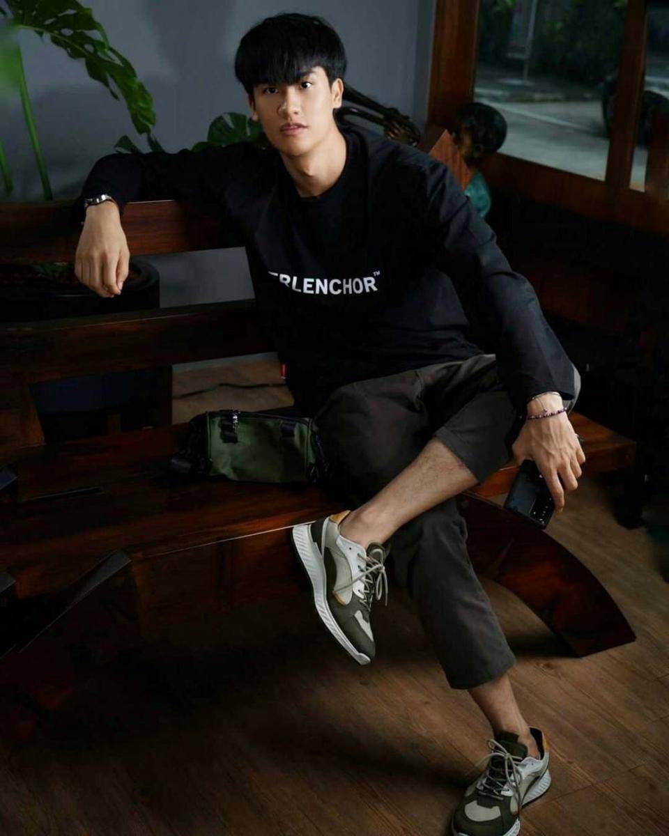 instagram.com/tawan_v