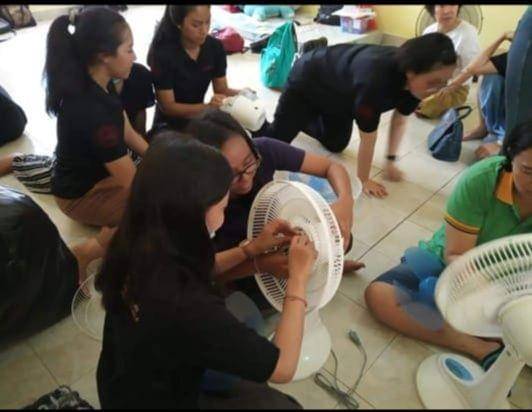 Volunteer di Yayasan Rumah Berbagi Bersama di Denpasar (Dok.IDN Times/Christin Wahyuni)