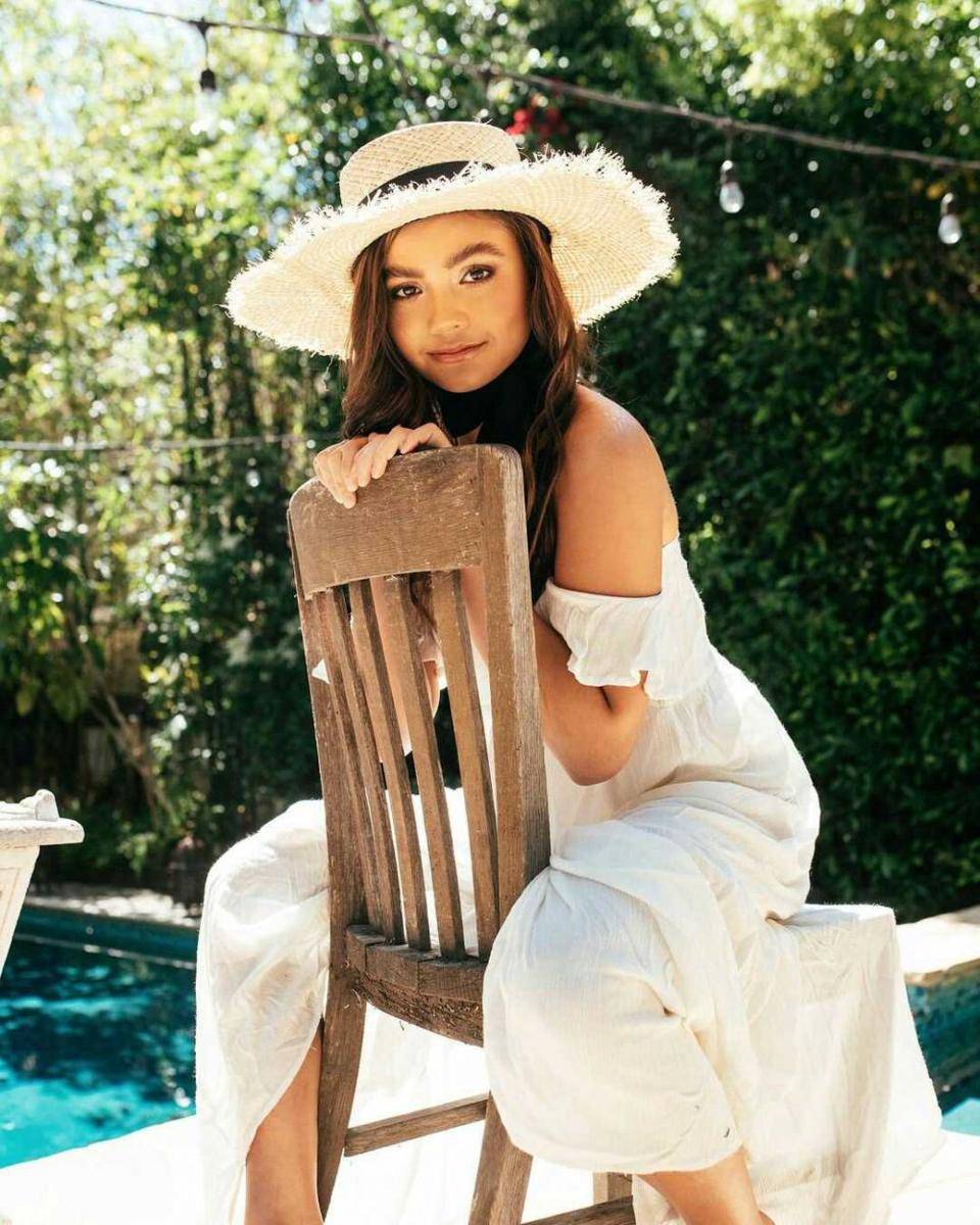 instagram.com/sienaagudong